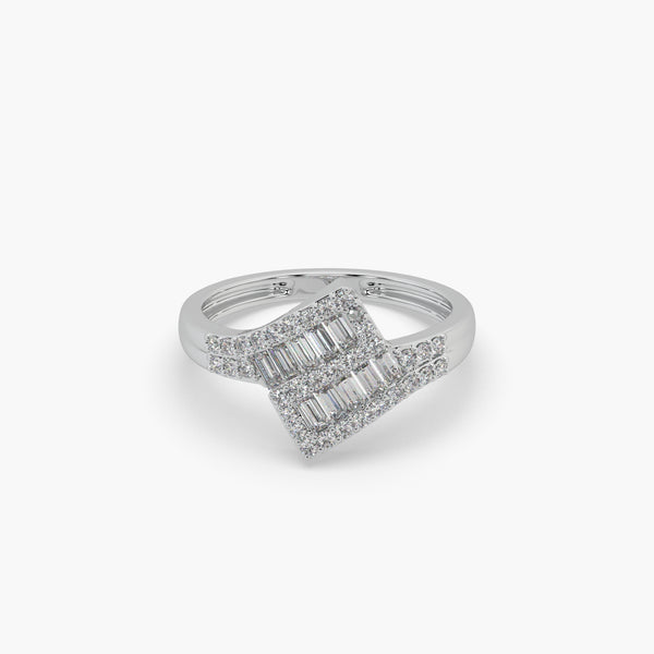 Baguette and Round Diamond Ring